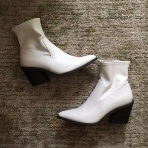 JUSTFAB booties